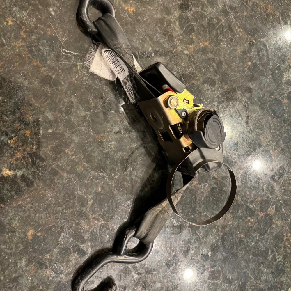 R70 PRO | One-Hand Retractable Ratchet Straps